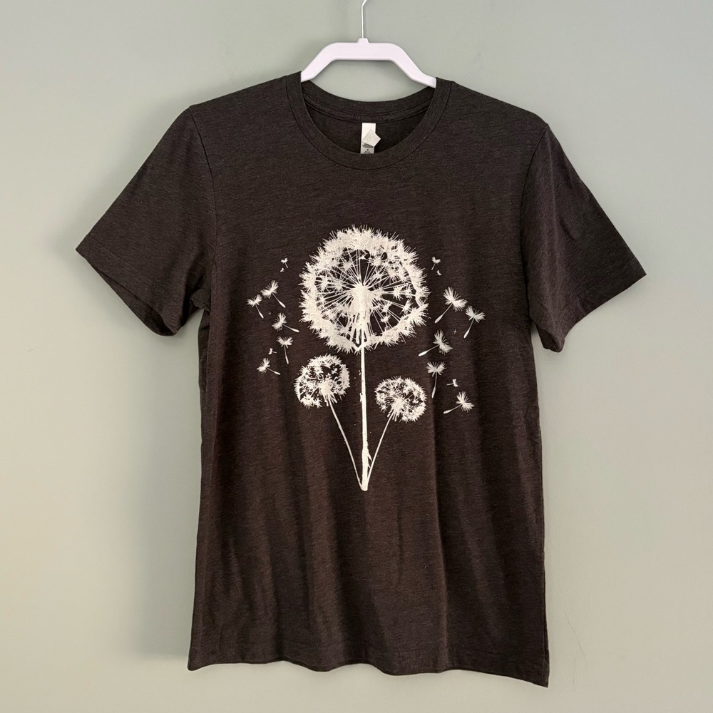 ⭐️ Bella + Canvas Heather Gray Make A Wish Dandelion Graphic Tee